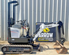 BOBCAT E10 MICRO EXCAVATOR  / 1 TON / 2670 HOURS / 2015 / INCLUDES BUCKETS