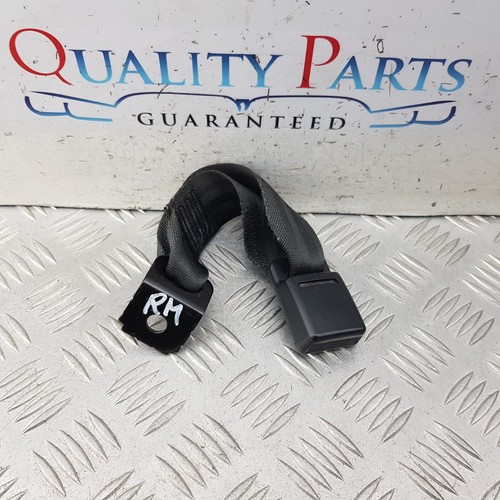 Hyundai i40 seat belt buckle - hyundai,