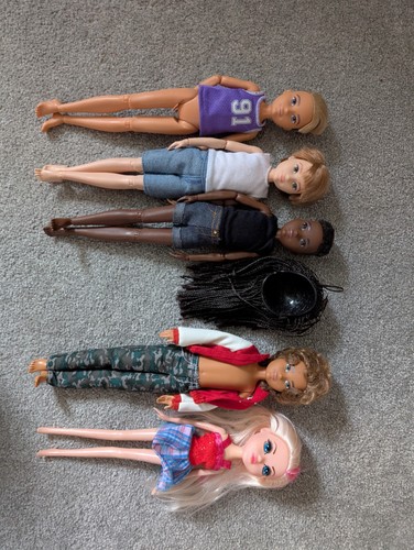 Mattel creatable world dolls - world,