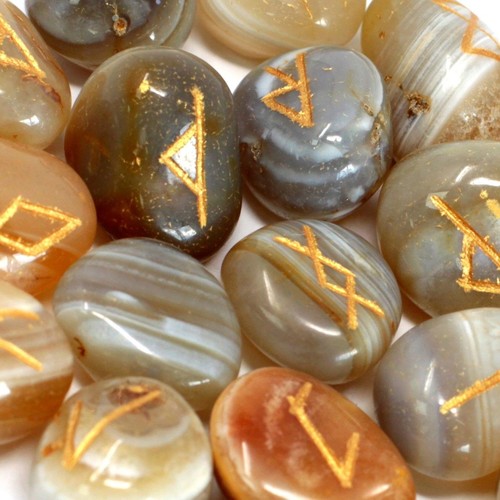 Runes stone set pouch - stone,