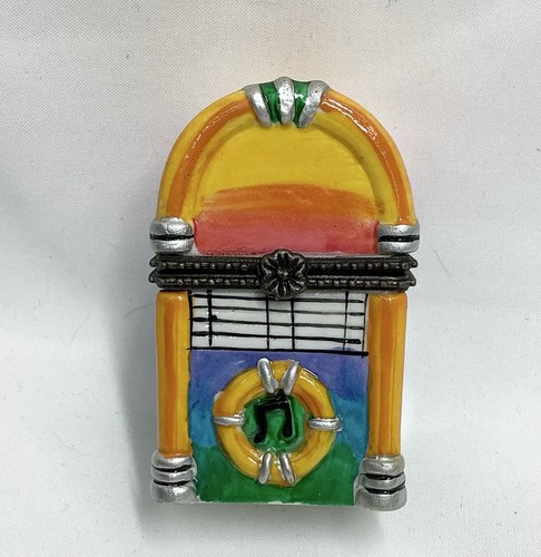 Retro miniature jukebox - retro,