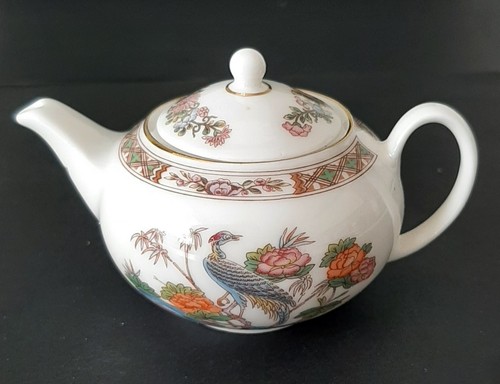 Miniature 1988 wedgwood kutani - 1988,