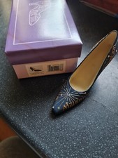 If The Shoe Fits The Leonardo Collection Lp9078 Millennium Miniture Shoe