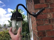 VINTAGE COUGHTRIE GLASGOW S.W.10 SWAN NECK OUTSIDE CORNER LAMP HOUSE COTTAGE ETC