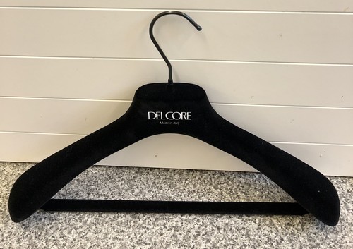 Del core white logo - core,