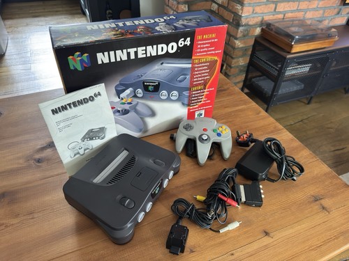 Nintendo console boxed - nintendo,