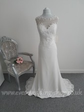 Sweetheart ivory nude crepe wedding dress UK 14