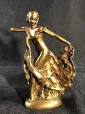 VINTAGE BRASS LADY ART DECO FLAPPER FIGURE.