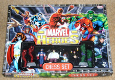 2003 Marvel Heroes figural chess set in box, complete, Character Games.