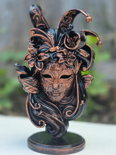 Venetian carnival mask - carnival, statue