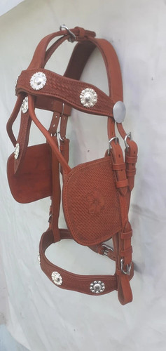 Tan color driving harness - color,