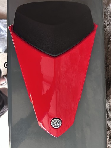 Genuine yamaha rear cowl - genuine, r7/r1