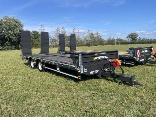 Low loader trailer tractor - loader,