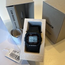 CASIO G-SHOCK DW-5000R-1AER