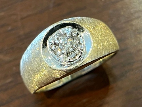 Heavy vintage 14ct gold - heavy,