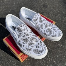 Bandana Paisley Print on White