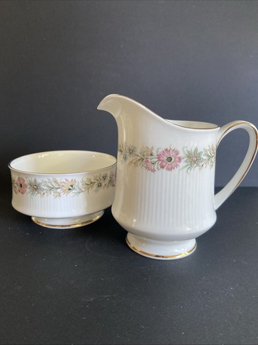Paragon belinda milk jug and - belinda,