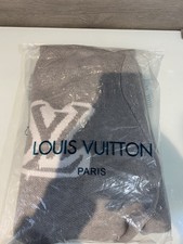 Louis Vuitton Men's Grey White