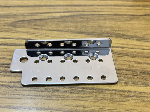 Tremolo bridge plate - tremolo,
