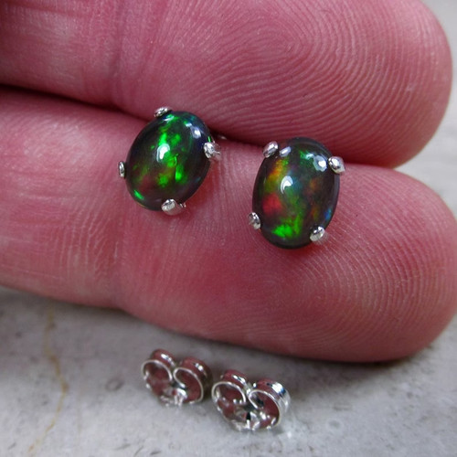 2ct natural black fire - natural, opal