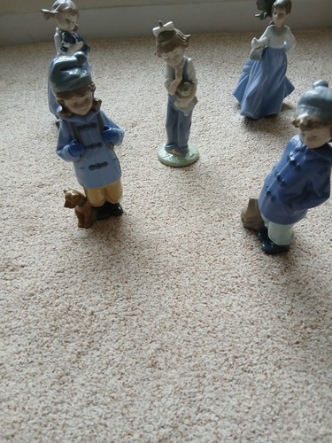 Nao lladro figurines - girl, with