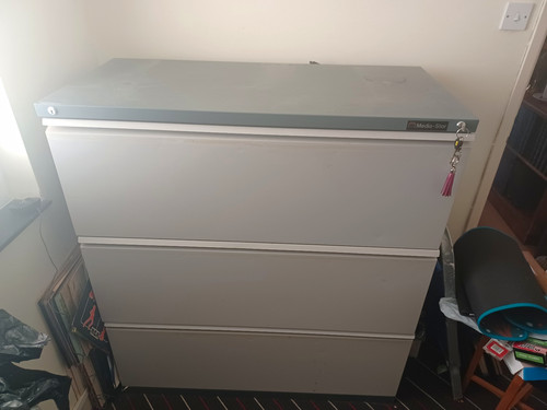 Media stor lateral drawer - lateral, 3-drawer