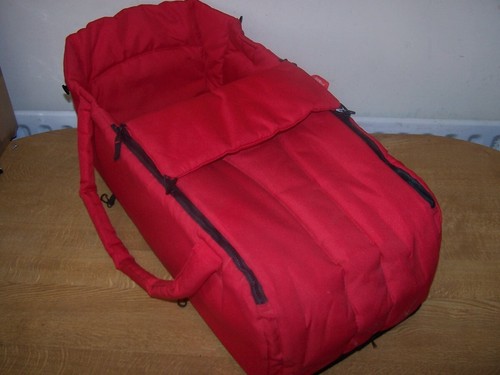 Phil and teds carrycot red - phil,