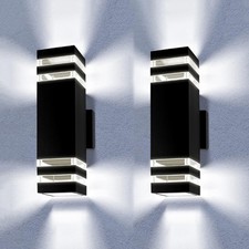 2PKS Modern Exterior LED Wall