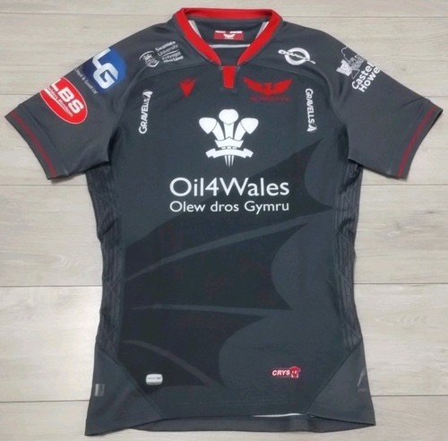 Llanelli scarlets rugby away - llanelli,