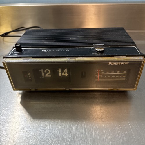 Vtg panasonic flip clock radio - vtg,
