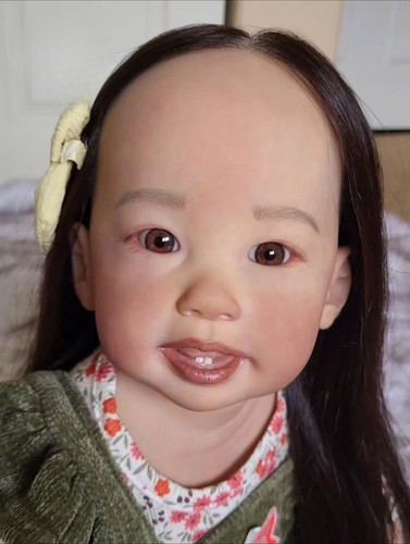 New lifelike cute reborn - 28",