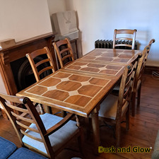 Extenable Wooden Dining Table with 6 Chairs Solid Wood in Beautiful Condition UK