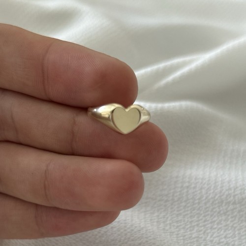 Genuine 9ct yellow gold ladies - genuine,