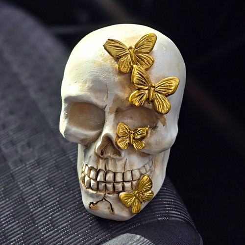 White resin skull figurine - resin,