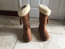 UGG Women's Brown Tan Plumdale Sheepskin Boots Size 5.5