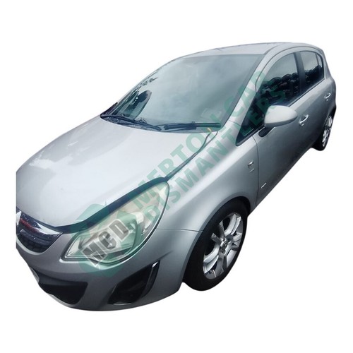 Vauxhall corsa silver - corsa,