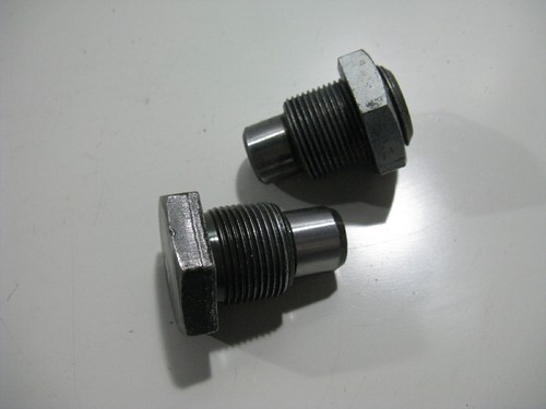 Swingarm holder bolt - swingarm,