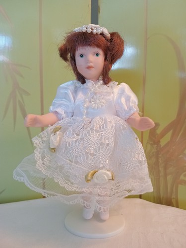Minature victorian style doll - minature,
