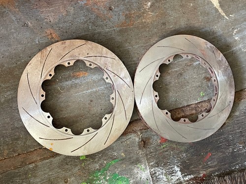Nissan gtr r35 front - front, brake