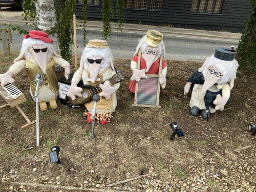 Large womble display models - large,