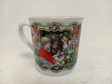 Vintage Royal Worcester 1990