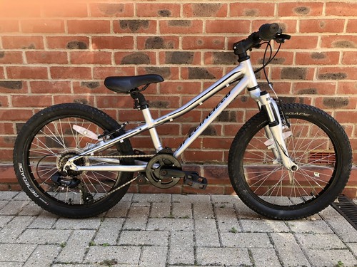 Specialized hotrock 20 inch - -,