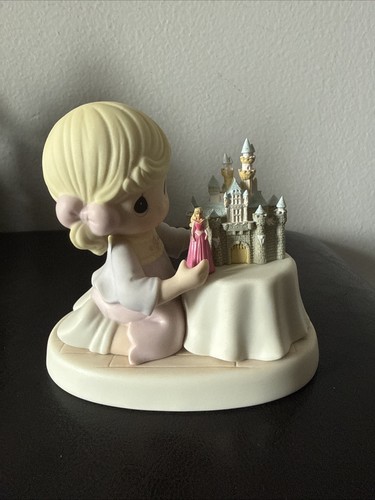 Walt disney precious moments - disney,