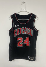 Nike Swingman NBA  Lauri Markkanen 24 Jersey Chicago Bulls Medium Basketball