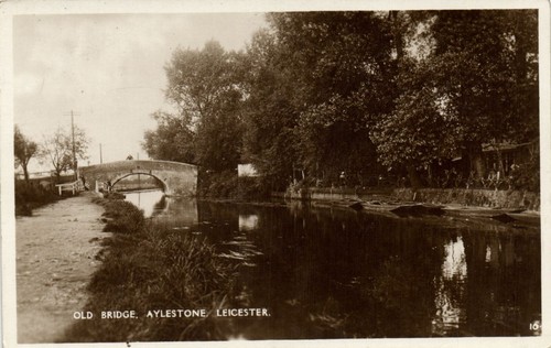 Old bridge aylestone - old,