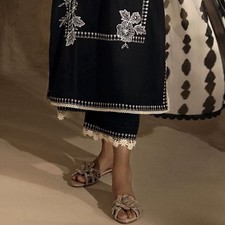 New with tags sana safinaz black embroidered lawn shalwar trousers large 