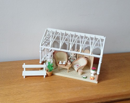 Sylvanian families - sylvanian,