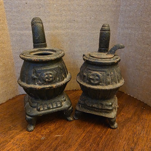 Vintage miniature cast iron - cast,