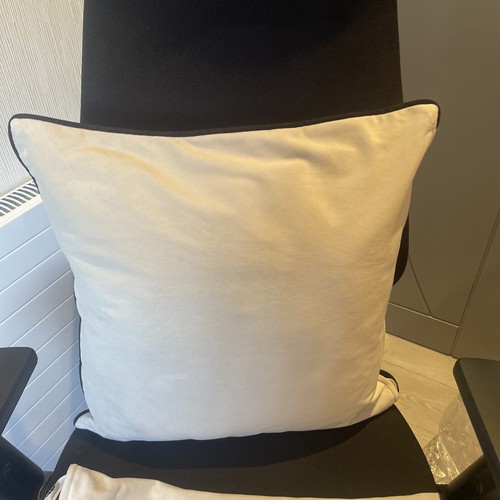 Velvet cushion covers 4 - covers,