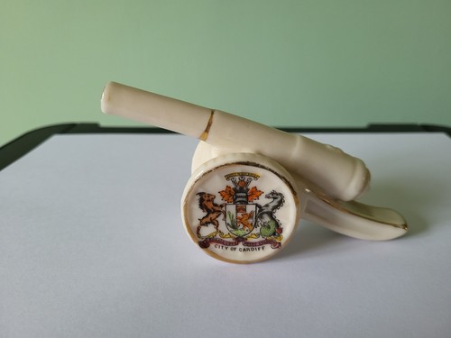 Corona crested china - corona,